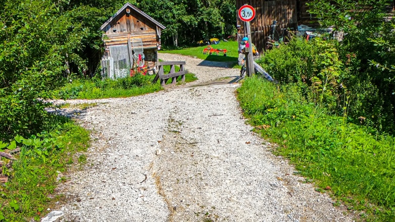 Durchfahrt Niedermuth vor Uphill