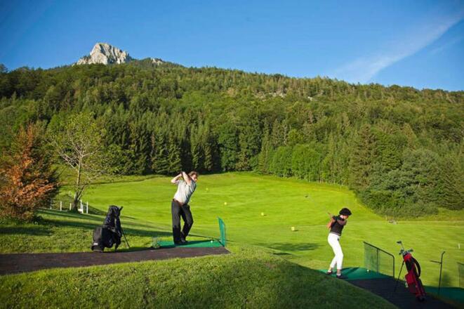 files-GalleryGolf17Gallerylarge.jpg