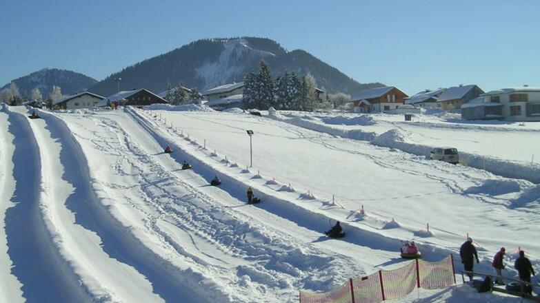 Spaß beim Snowtubing