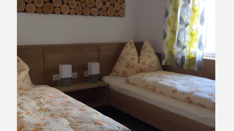 Zweibettzimmer