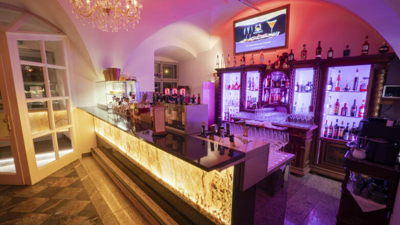 Castello Bar