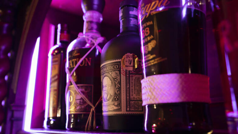 Castello Bar