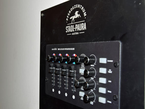 Veranstaltungszentrum-Pferdezentrum-Stadl-Paura-state-of-the-art-Veranstaltungstechnik-Foto-Katharina Brandstetter