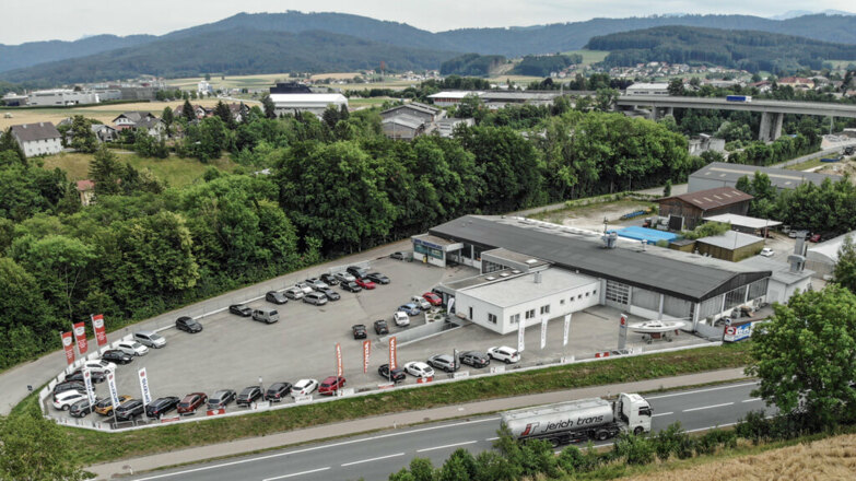 2019 - Luftaufnahme  %40 Auto Legat