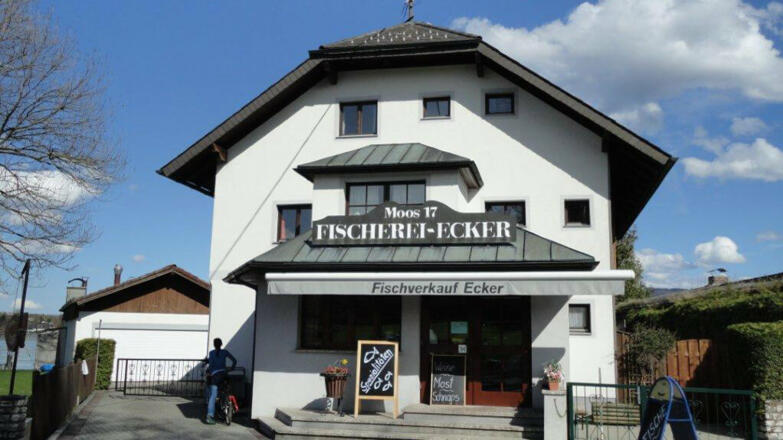 Fischerei Ecker - Geschaeftsansicht von außen