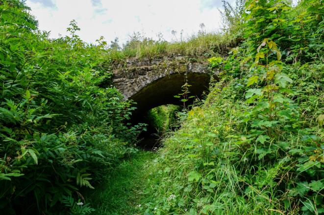 Torbogen der Burgruine Fürth am Berg