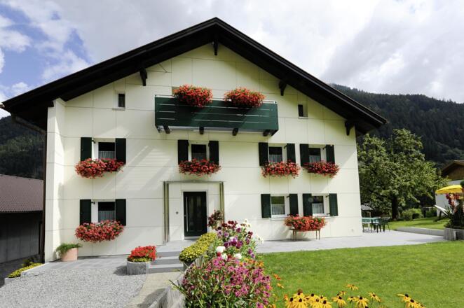 Mama´s Hus met schöna Bluama