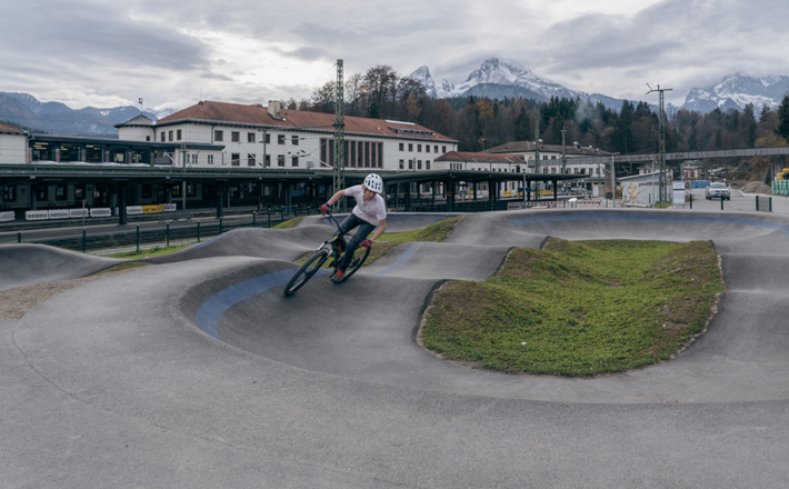 Der Pumptrack am Bahnhof Berchtesgaden