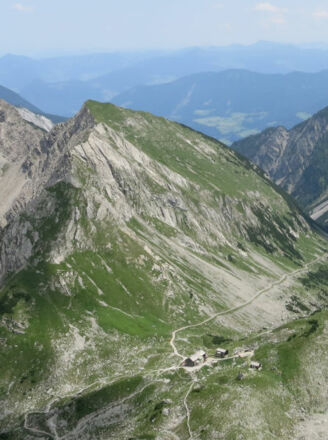 Lamsenhütte mit Schafjöchl