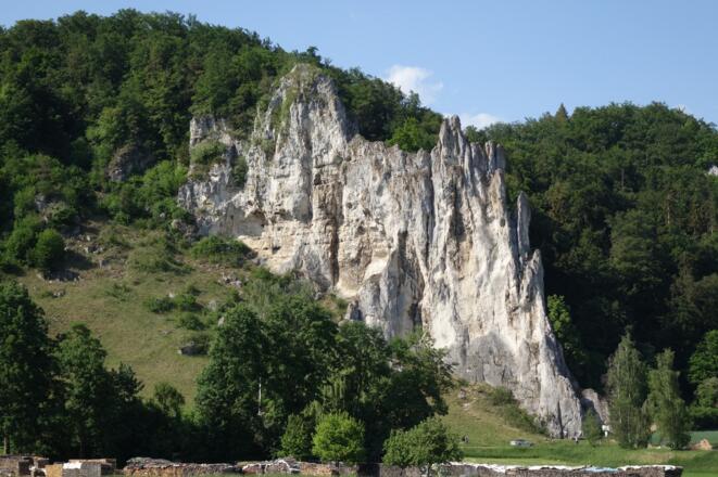 Der Dohlenfelsen