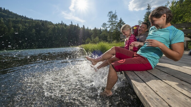 Abkühlung am Frillensee in Inzell