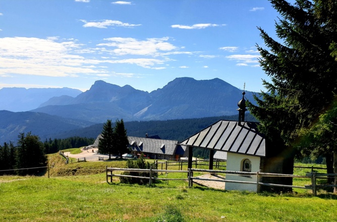 Stoi?eralm - Blick ins Salzburger Land