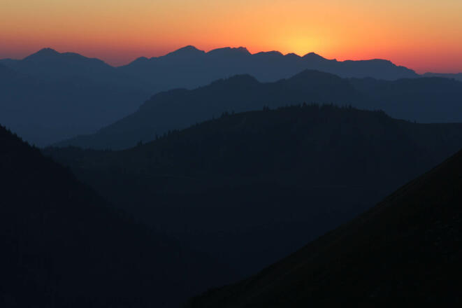 Sonnenuntergang an der Hütte