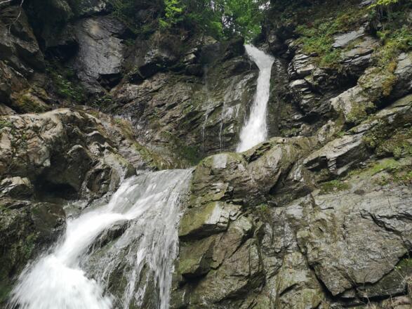 Scheffau_Wasserfall Breuergraben_Wilder Kaiser