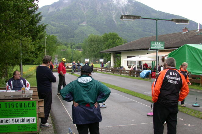 Asphaltschießen