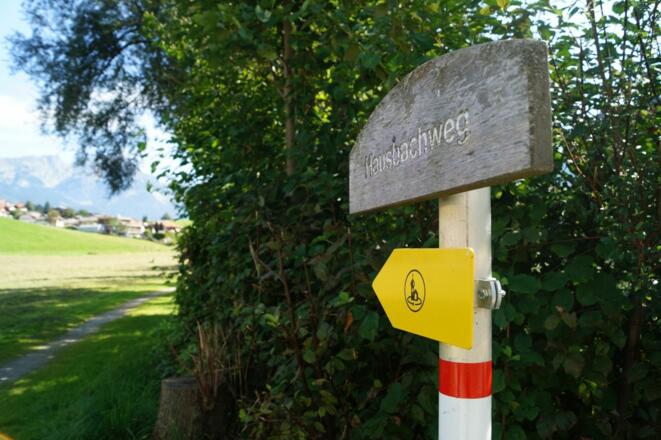 Söll_Hausbachweg_Beschilderung_Wilder Kaiser