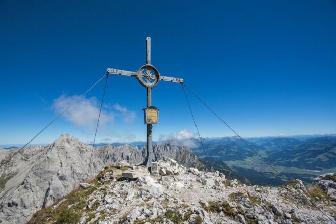 Scheffau_Treffauer_Gipfelkreuz_Wilder Kaiser