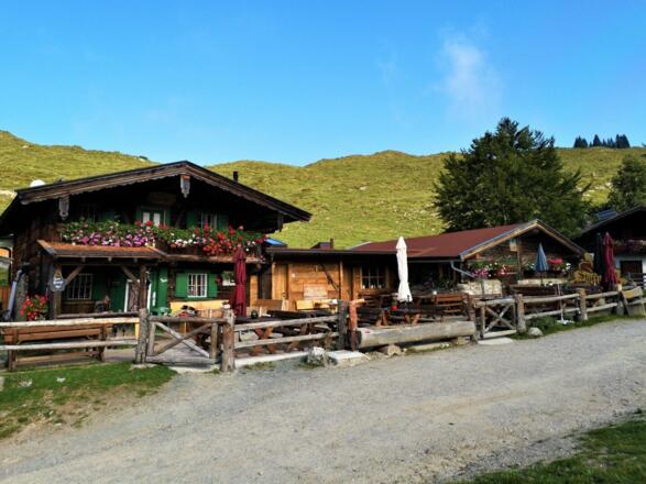 Scheffau_Stöfflhütte_Sommer_Wilder Kaiser