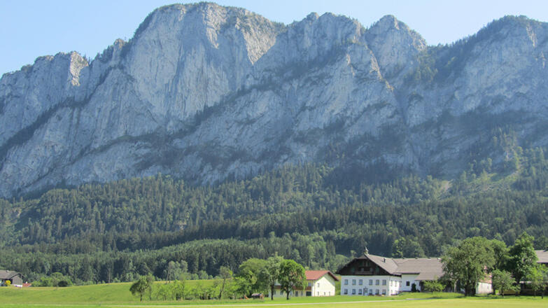 Unterhalb der Drachenwand