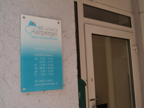 Dr. Ursula Lerperger