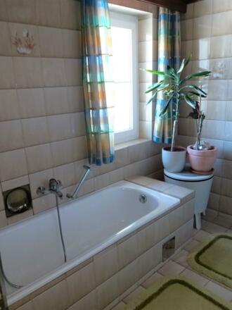 Badezimmer - Badewanne