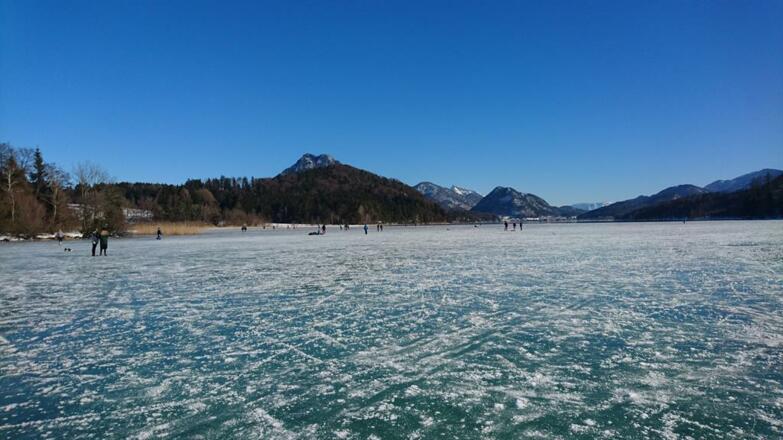 Zugefrorener Fuschlsee