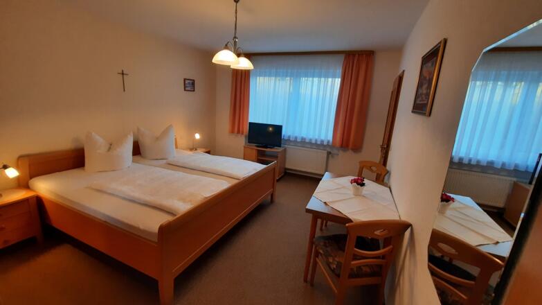Doppelzimmer 1