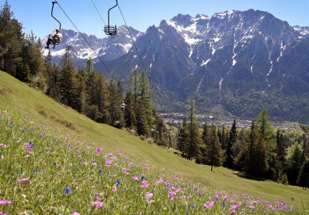 Kranzberg Sessellift im Frühling