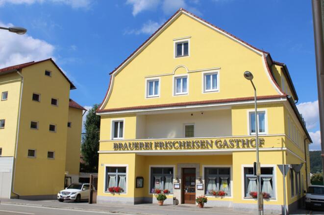 Brauerei und Gasthof Frischeisen (Kelheim)