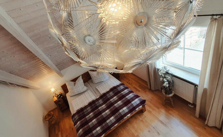 Schlafzimmer 1