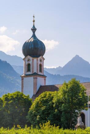 Kirche St. Sebastian in Krün Sommer