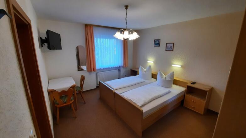 Doppelzimmer 2