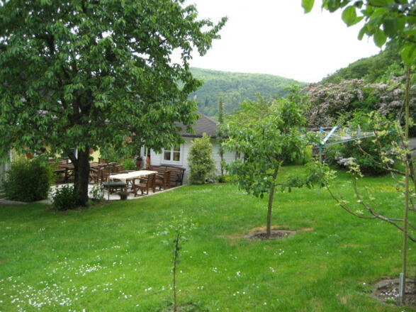 Pavillion und Garten