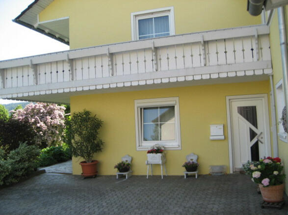 Erdgeschoss Haustüre