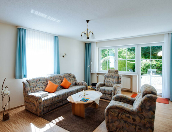 Ferienwohnungen Kirchner Bad Gögging Wohnzimmer