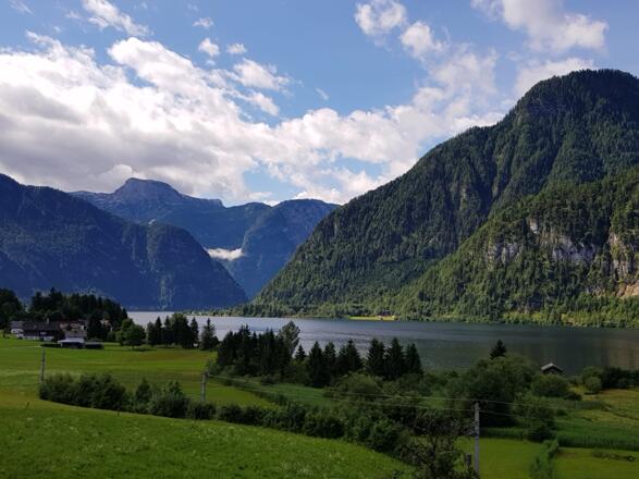 Hallstätter See mit Krippenstein