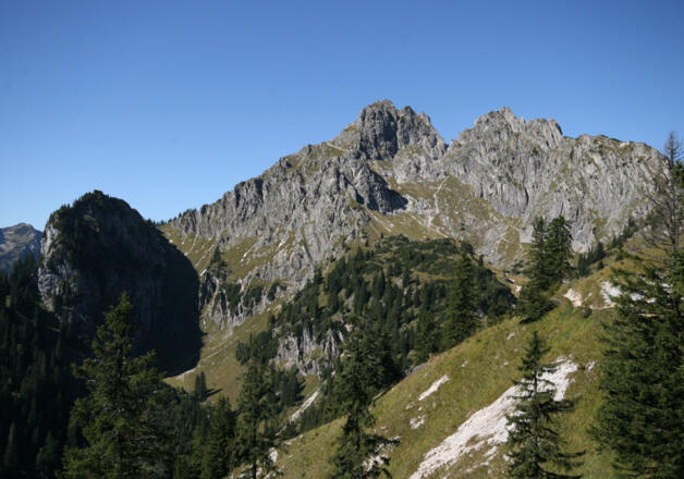 Ostanstieg zur Klammspitze