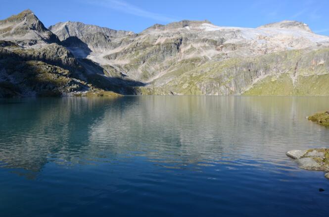 Künstlich - und doch schön. Der Weißsee unter der Granatspitze