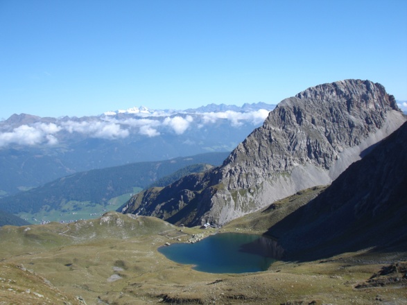 Obstansersee mit Hütte