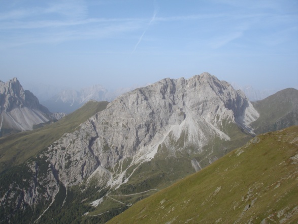 Unterwegs auf Wiesenhängen