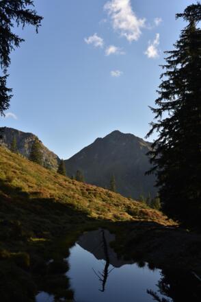 Abendstimmung beim Abstieg zur Bochumer Hütte (Etappe 2)