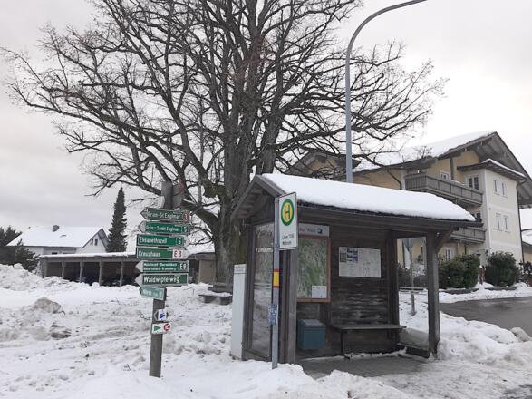 Bushaltestelle Maibrunn