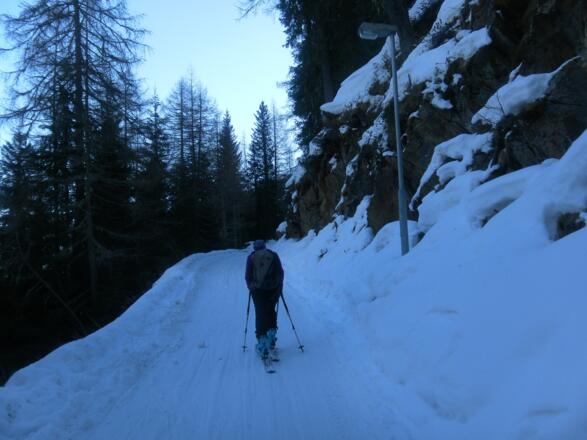 Almweg ins Stallebachtal
