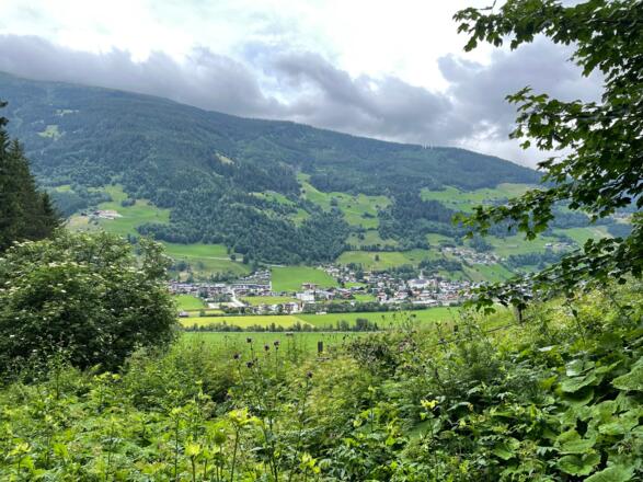 Ausblicke nach Bramberg.