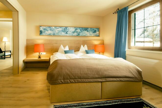 Hinterwies-Suite-blau