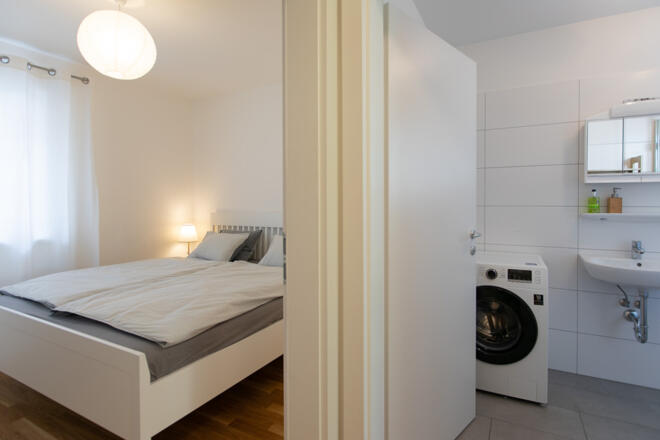 Oberburgau_Top_14_Schlafzimmer Bad