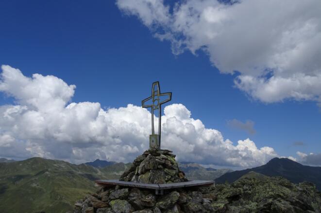 Gipfel des Laubkogel auf 2.317 m