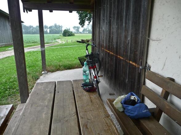 Rastplatz für Wanderer und Radfahrer