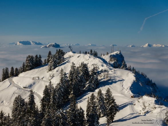 Adams Hand und Vorderer Rauschberg über der Nebeldecke