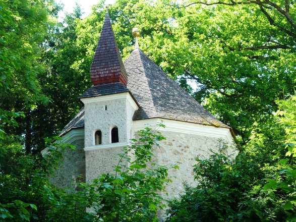 Waging: Schloßkapelle Gessenberg